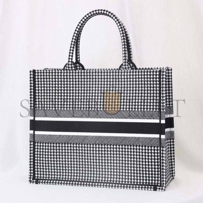 DIOR LARGE DIOR BOOK TOTE M1286ZRPI_M081  (42*35*18.5cm)